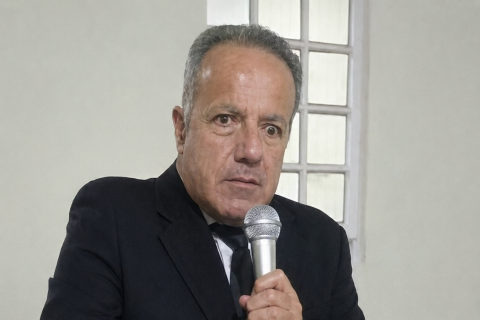 Programa Adoração Máxima, na Rede De Rádio  E TV